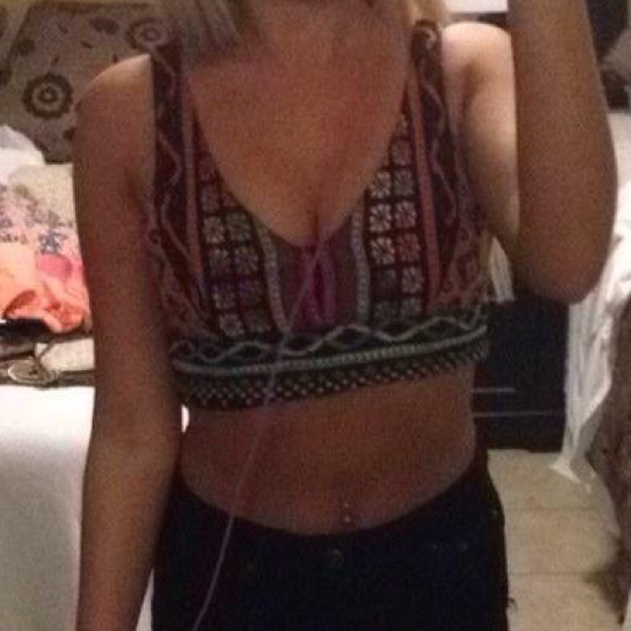 Embroidered crop - Picture 3 of 3